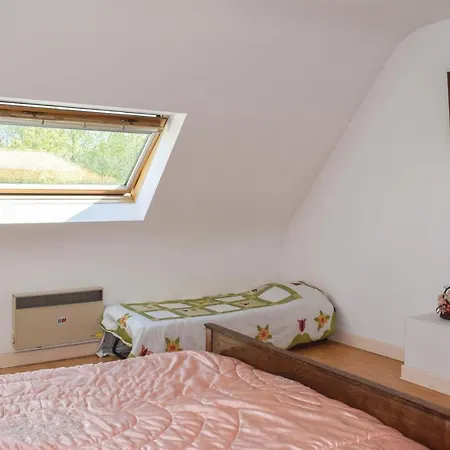 Hébergement de vacances 4 Bedroom Pet Friendly In Ploumilliau Kermeur